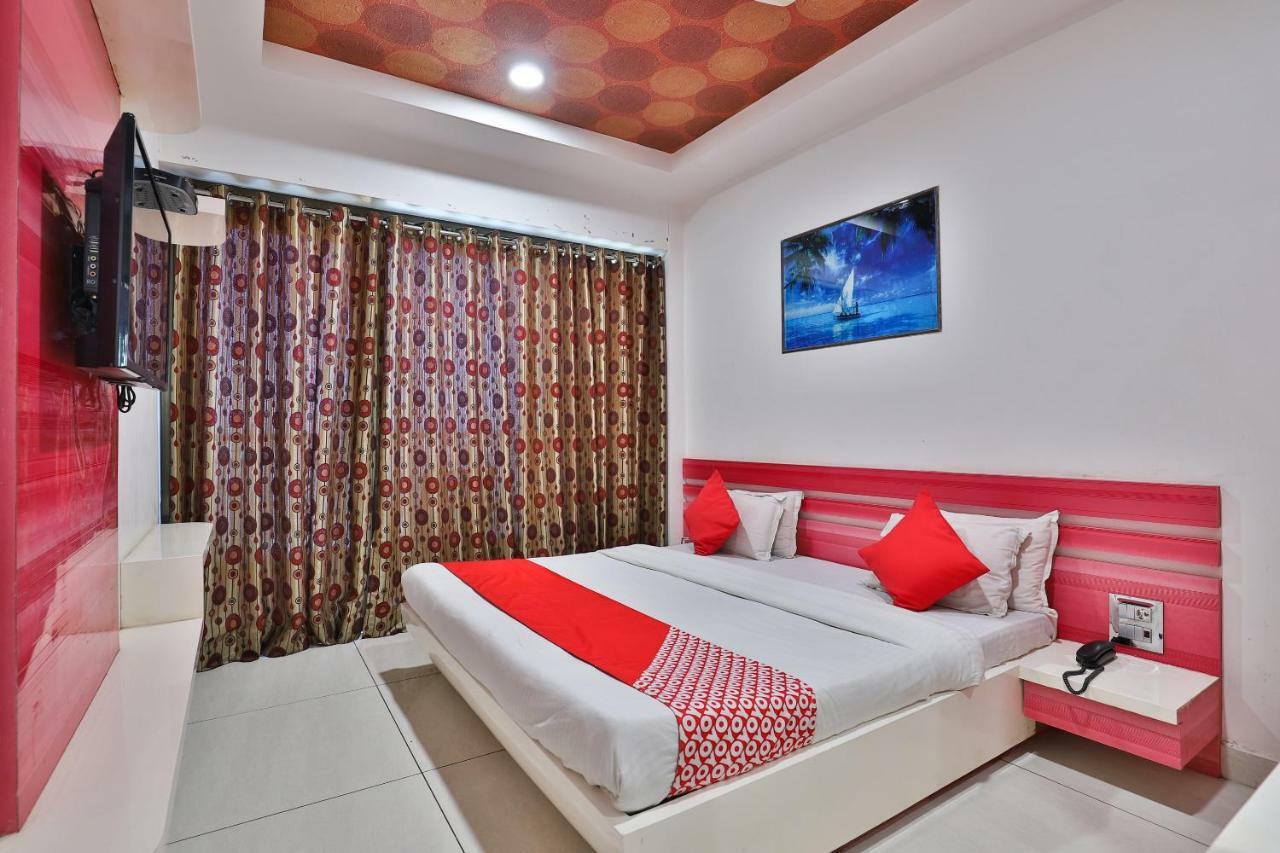 Hotel Relax Inn Діу Екстер'єр фото
